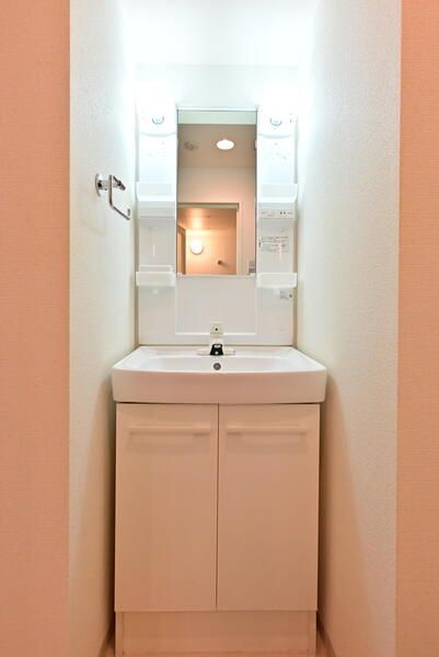 Rising place錦糸町三番館の独立洗面台