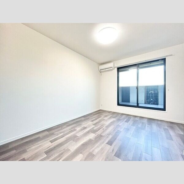 East Garage Placeの寝室