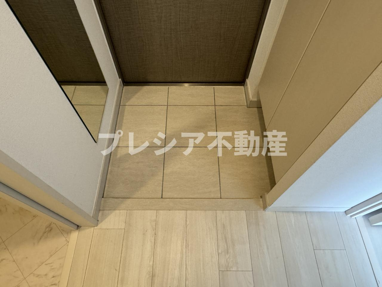 ＣＯＤＥ西宮甲子園口の玄関