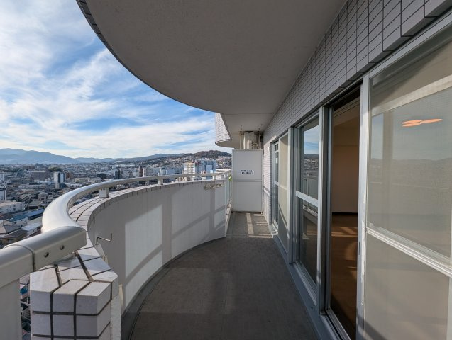 シャンテ川西4号のバルコニー