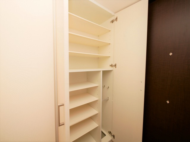 プレサンスタワー難波WESTの内装