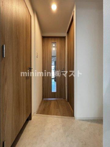 大阪市東成区大今里西３丁目の賃貸マンションの玄関