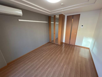 【内装】 | レジデンス塩屋 | 洋室