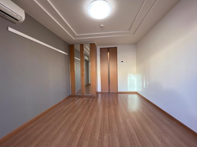 【内装】 | レジデンス塩屋 | 洋室