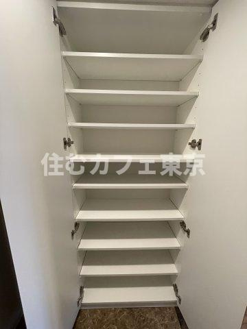 レジディア国立の収納|シューズボックスです※別部屋写真