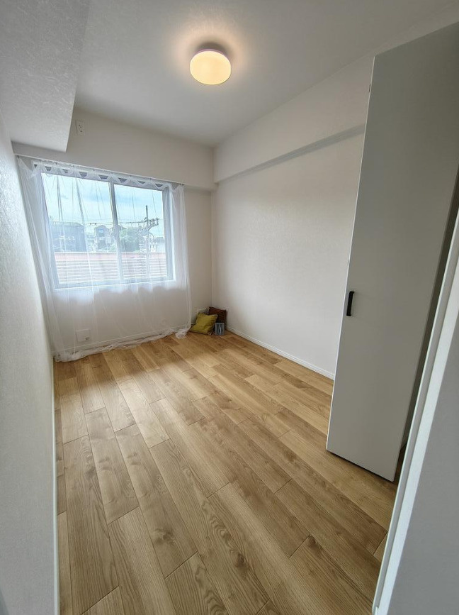 グレイスガーデン上大岡【仲介手数料無料】ペット可♪の洋室