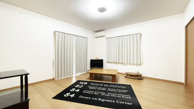 下助任町１丁目10-20の居間・リビング