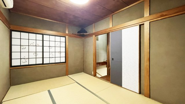 下助任町１丁目10-20の和室