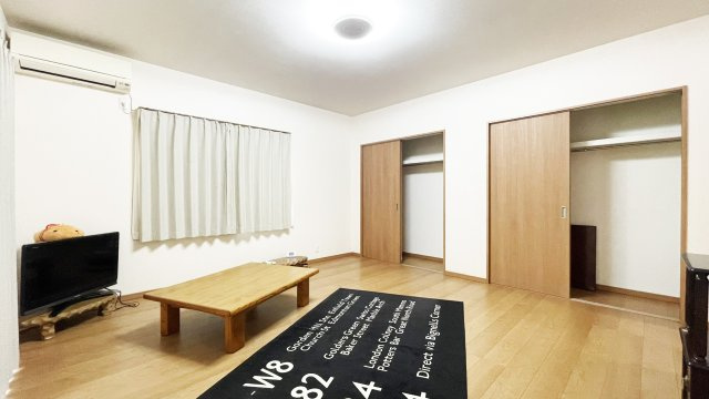 下助任町１丁目10-20の居間・リビング