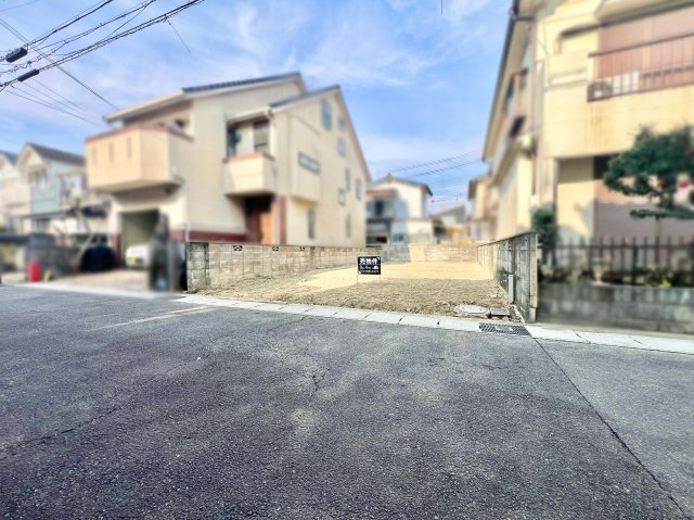 【前面道路含む現地写真】の画像