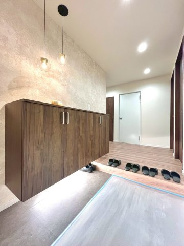 クリーンリバー桑園の玄関