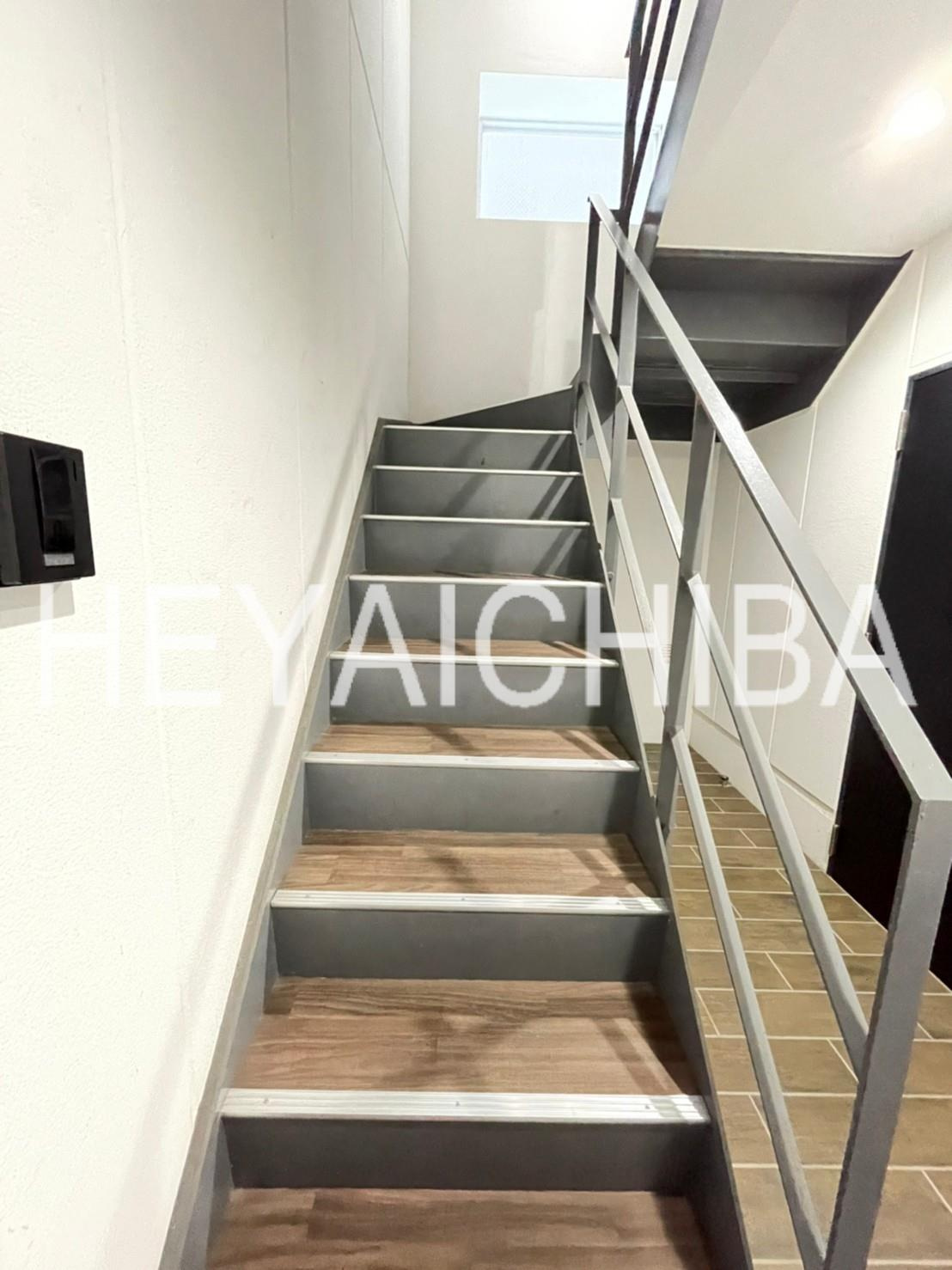 b'CASA Tatekawaのその他|階段