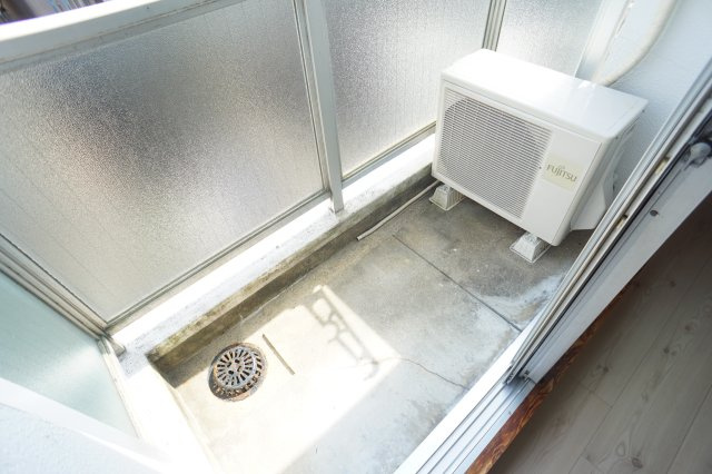 奈良市法華寺町の賃貸マンションのバルコニー