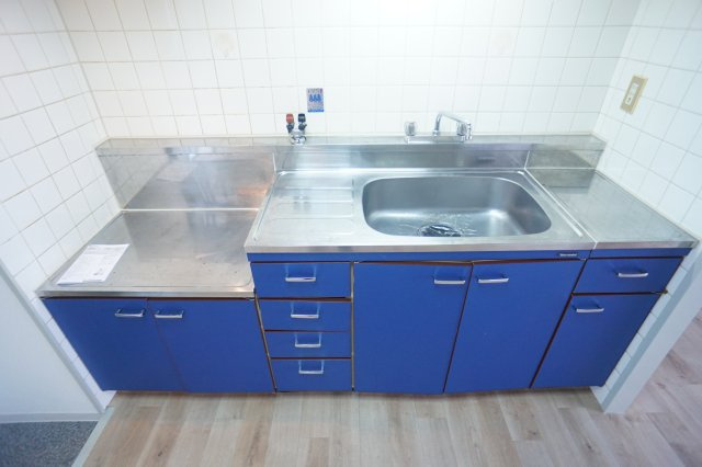 奈良市法華寺町の賃貸マンションのキッチン