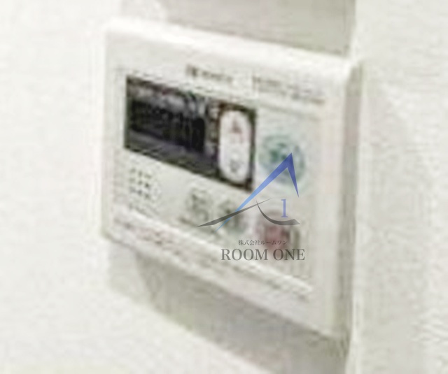 ブランドール坂下三丁目の設備|給湯パネルです。