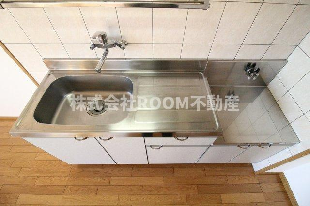 Y&Mデイジーのキッチン|コンパクトなキッチンで掃除もラクラク