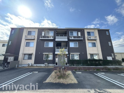 【エントランス】 | ローレルR