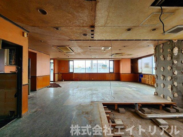 センチュリー太子の内装