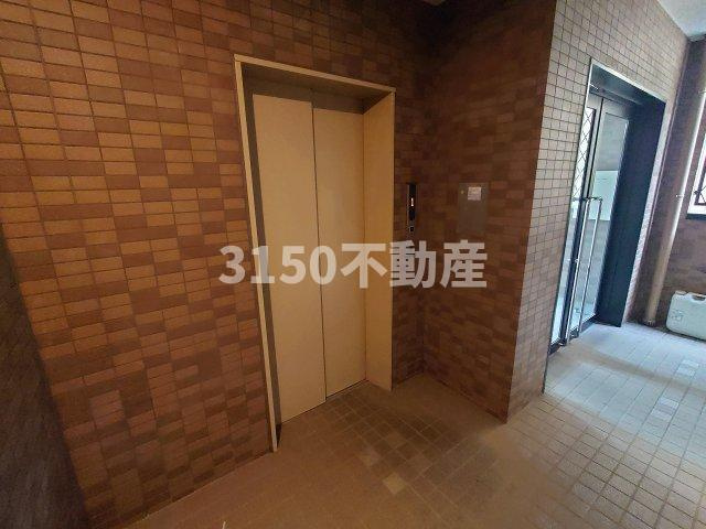 ヴァンベール加納のロビー