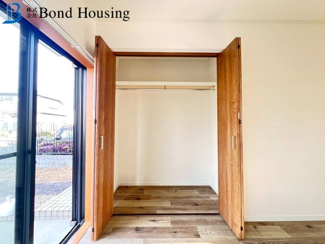 お車３台駐車可・小中学校約10分圏内　玉津町出合　築26年の収納