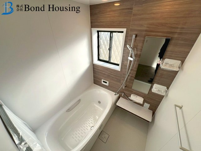 お車３台駐車可・小中学校約10分圏内　玉津町出合　築26年の浴室