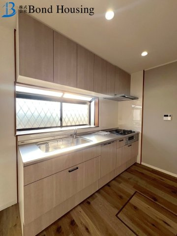 お車３台駐車可・小中学校約10分圏内　玉津町出合　築26年のキッチン