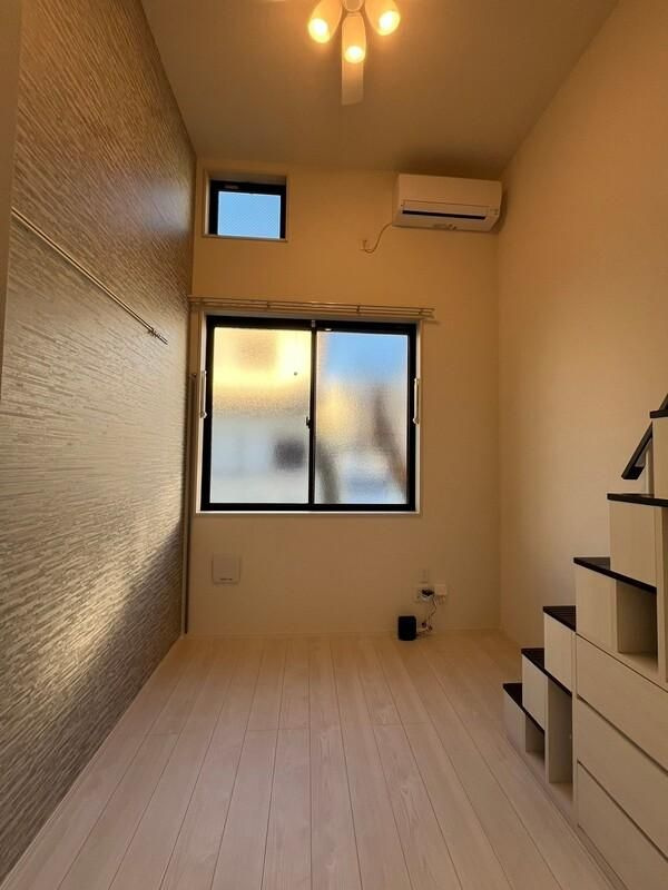 ハーモニーテラス王子本町の居間・リビング