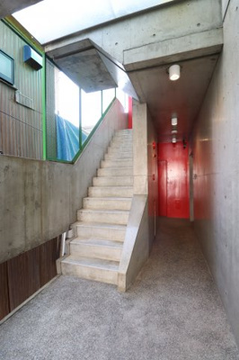 【エントランス】 | 神戸アクシスビル