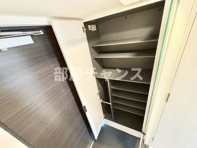 プレサンス THE 栄の収納