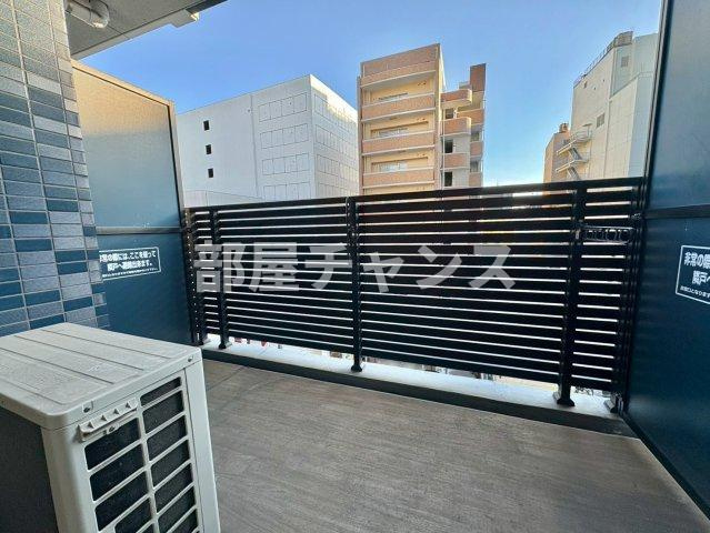 プレサンス THE 栄のバルコニー