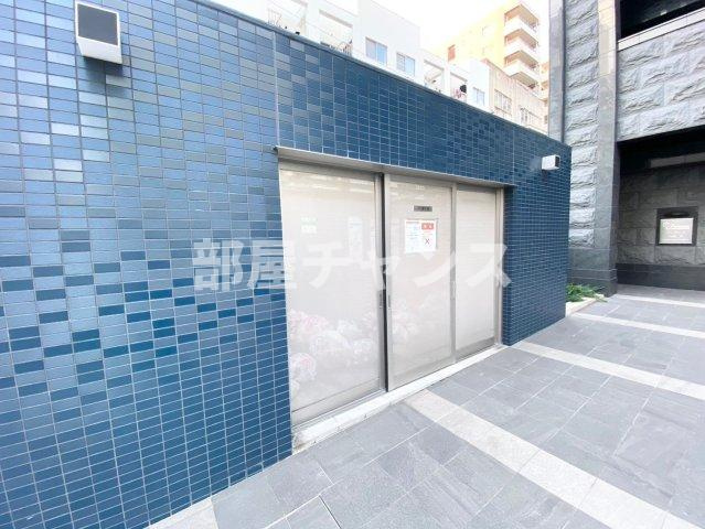 プレサンス THE 栄のエントランス