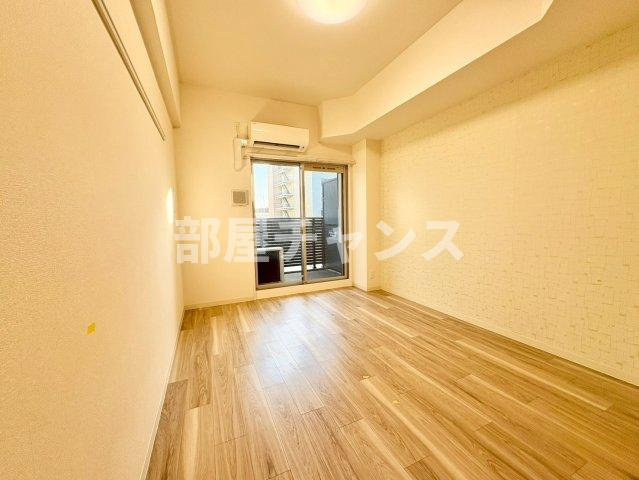 プレサンス THE 栄の居間・リビング