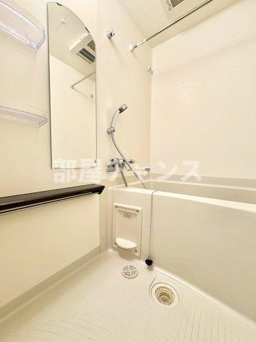 プレサンス THE 栄の浴室