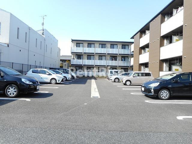 アンダーレの駐車場|駐車場