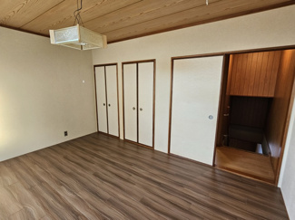 【寝室】 | 松下アパート | 収納も多いですよ