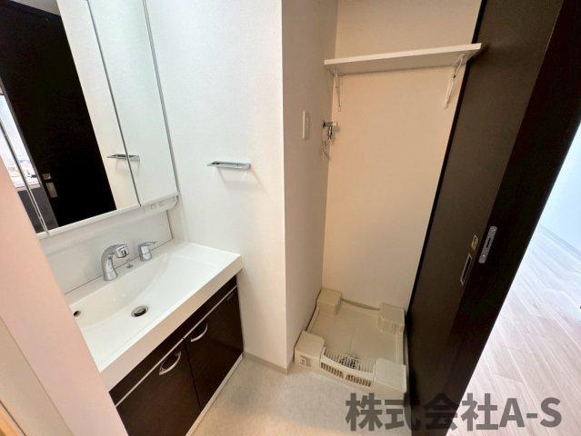 エステムコート名古屋新栄Ⅳネストの洗面所|同間取り画像使用
実際のお部屋と色などが異なる場合がございます。