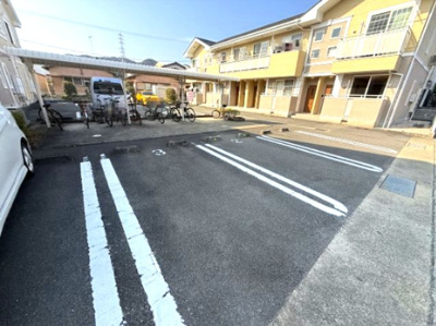 【周辺】 | キャプリコートＢ | コスモス八万店さんまで450m