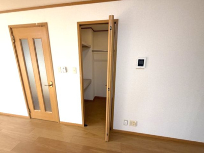 【玄関】 | キャプリコートＢ | シンプルで使いやすい玄関です