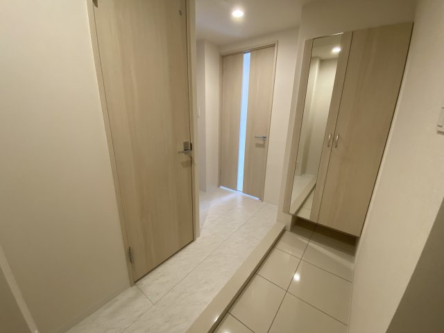 ＪＵ　ＴＯＷＥＲ　ＦＲＯＮＴ　北斎Ｓｔの玄関