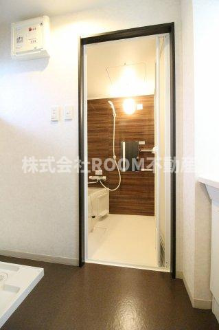 Still上東の洗面所|スペースが確保できる洗面所です