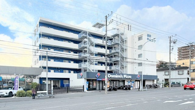 【外観】 | 藤和中山コープ | ◆その邸が魅せる、気品・上質・重厚感・極細やかさ、そのすべては訪れた者に安らぎと品性を与える特別な空間です。ここに住むからこそ意味がある。すべての（始まり）をここから迎えます。