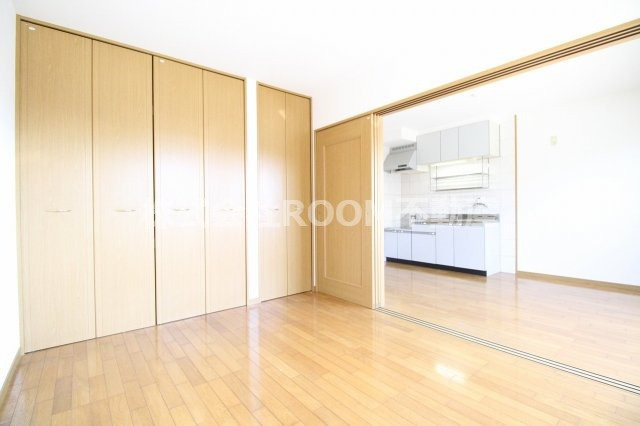 エスポワールはるかの洋室|ゆったりした洋室です