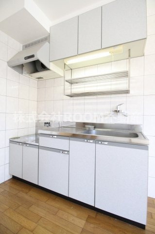 エスポワールはるかのキッチン|コンパクトなキッチンで掃除もラクラク