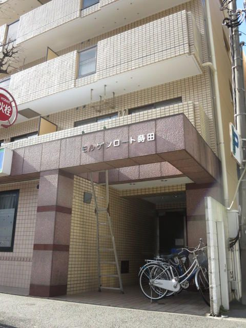 モルゲンロート蒔田のエントランス