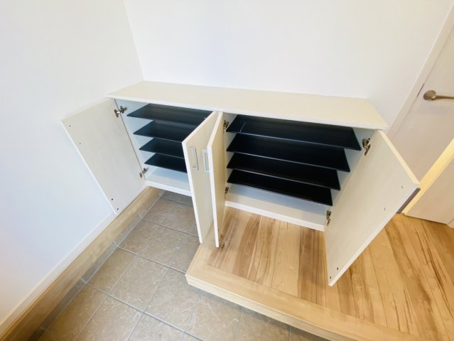 瑞穂市 別府（穂積駅） 2階建の収納|シューズボックス