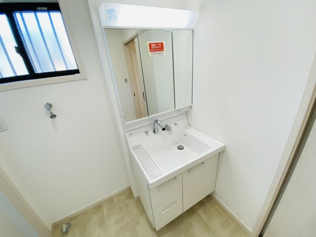 瑞穂市 別府（穂積駅） 2階建の独立洗面台