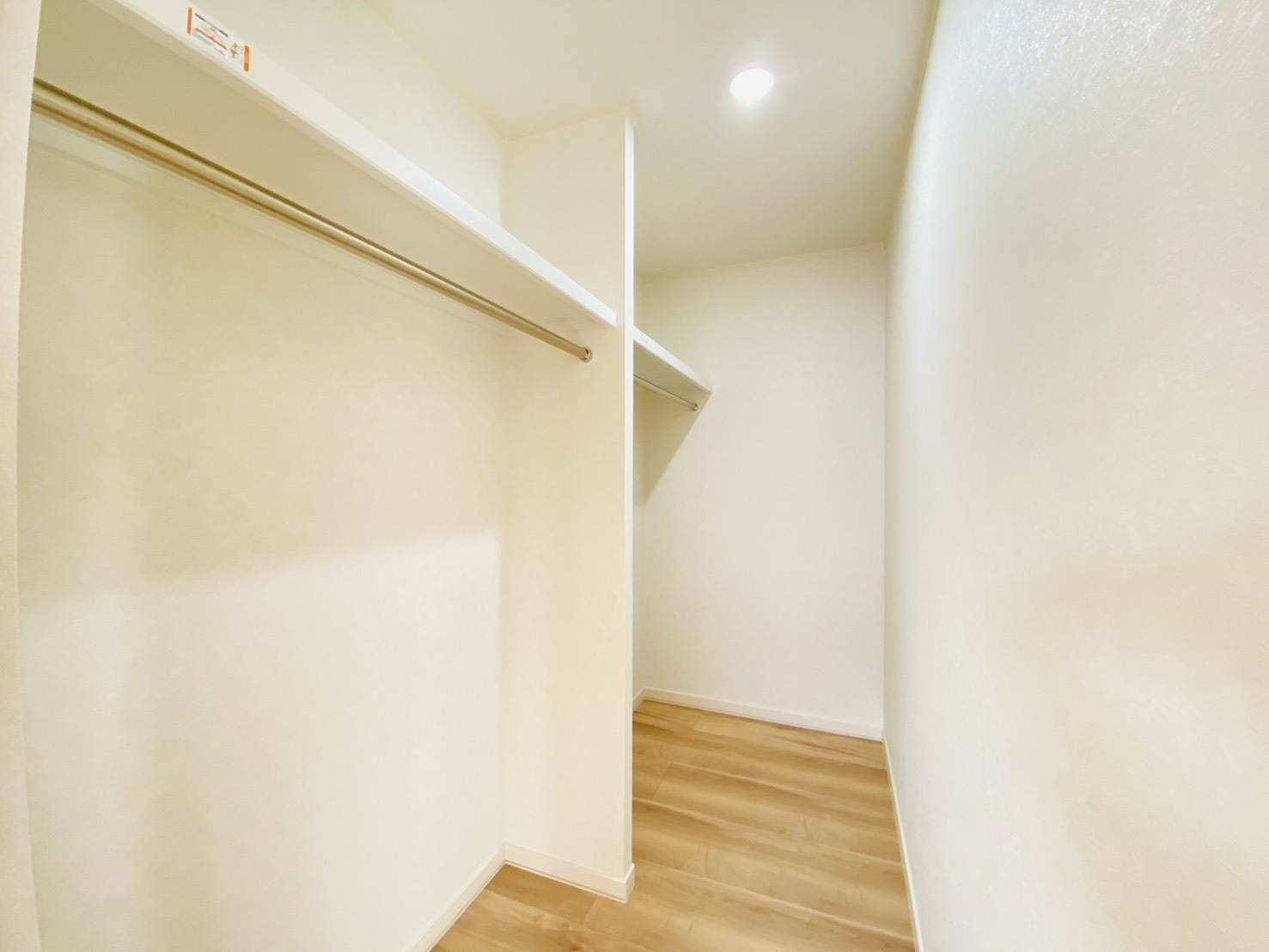 瑞穂市 別府（穂積駅） 2階建の収納|2階洋室収納