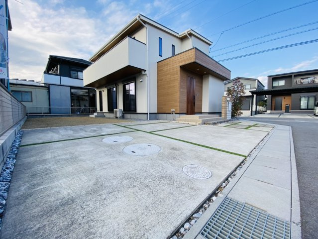 瑞穂市 別府（穂積駅） 2階建の駐車場