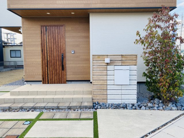 瑞穂市 別府（穂積駅） 2階建のその他|建物玄関前