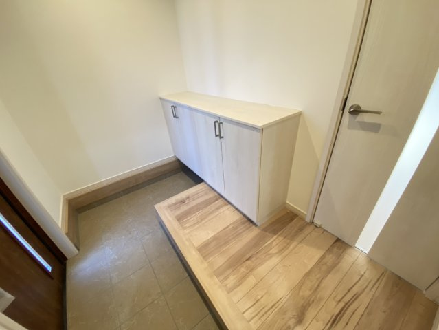 瑞穂市 別府（穂積駅） 2階建の玄関